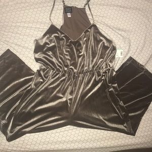 Velvet ankle-length Jumpsuit